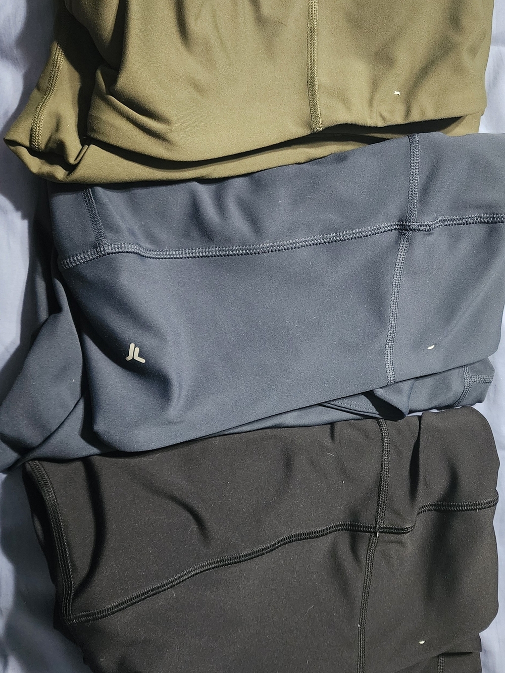Old Navy Bundle Of 3 High-Rise Performance Leggings!